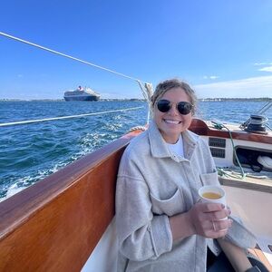 Meet your Posher, Elizabeth